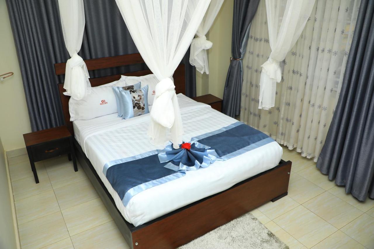 Galaxy Motel Kampala Exteriör bild